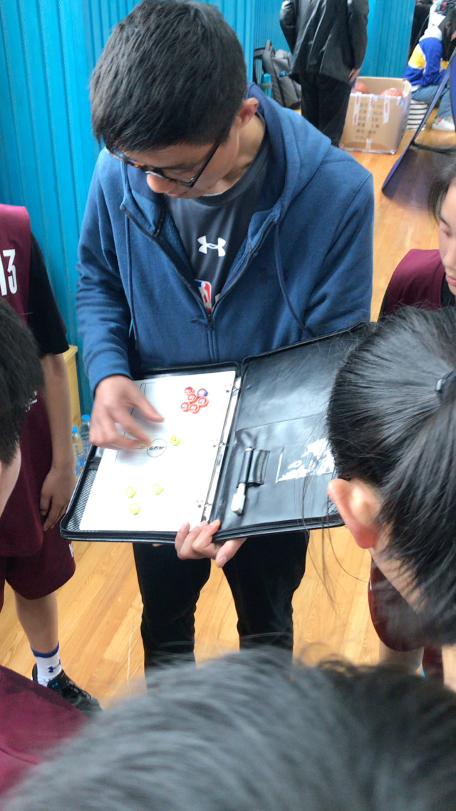 教练在战术布置上有所创新,效果尚待验证的简单介绍 教练在战术布置上有所创新,效果尚待验证的简单介绍