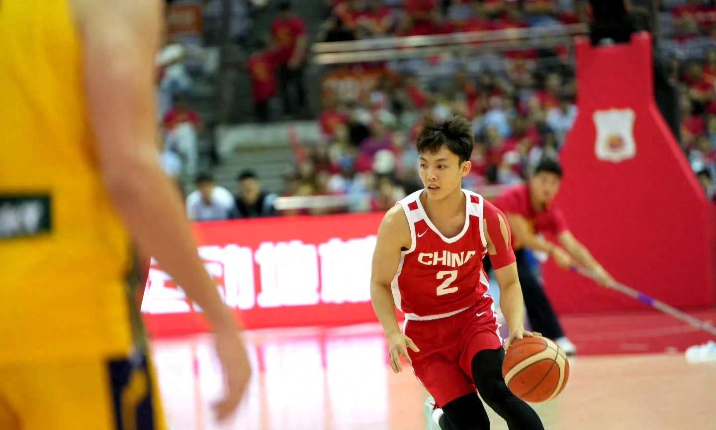 湖南男篮以高分优势战胜对手,发挥稳定 湖南男篮以高分优势战胜对手,发挥稳定