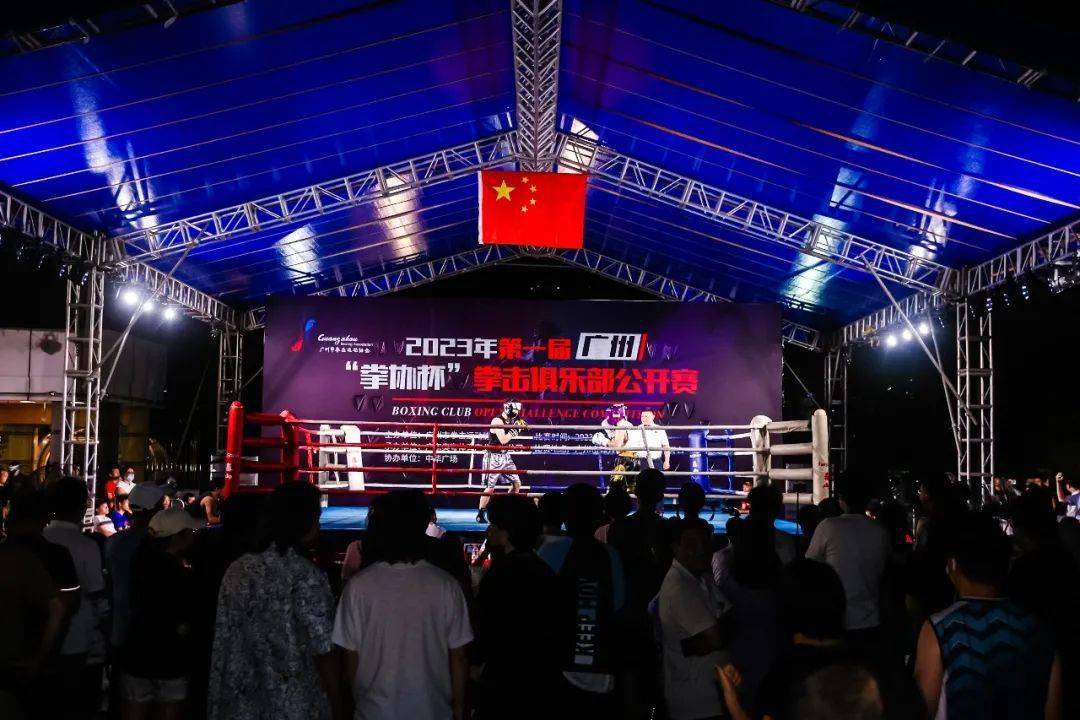 瞬间制胜:泰国拳击手高手过招获胜的简单介绍 瞬间制胜:泰国拳击手高手过招获胜的简单介绍