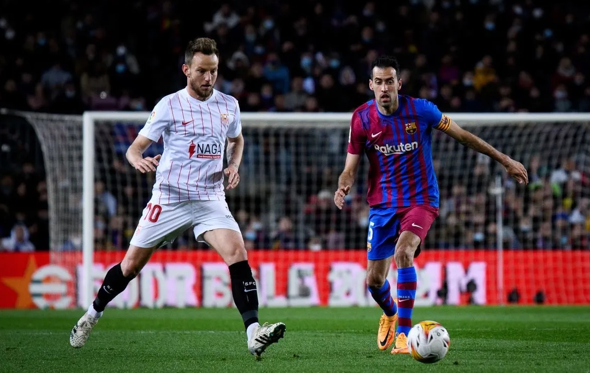 巴塞罗那客场击败瓦伦西亚,取得西甲四连胜 巴塞罗那客场击败瓦伦西亚,取得西甲四连胜