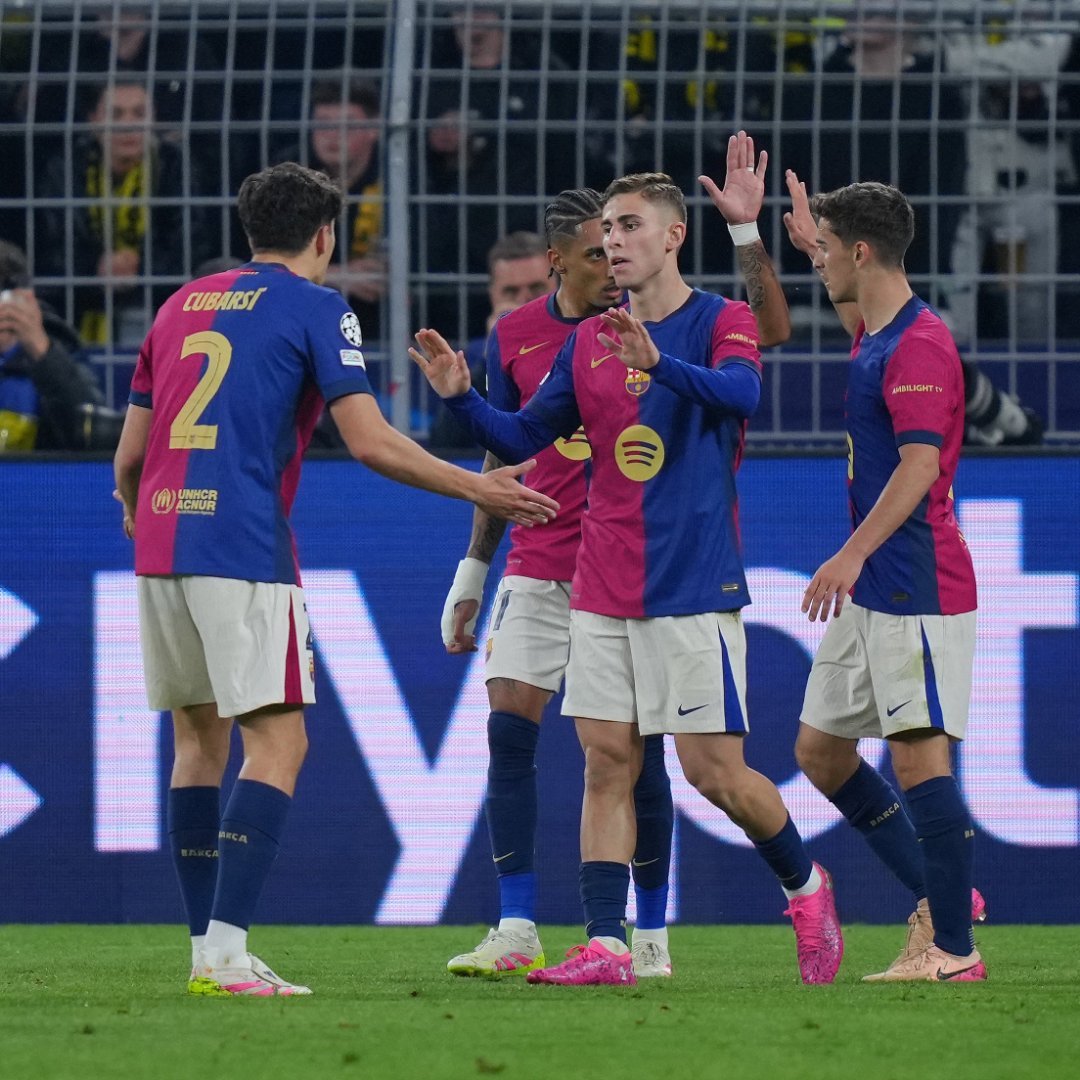 多特蒙德客场大胜,继续追赶德甲领头羊 多特蒙德客场大胜,继续追赶德甲领头羊