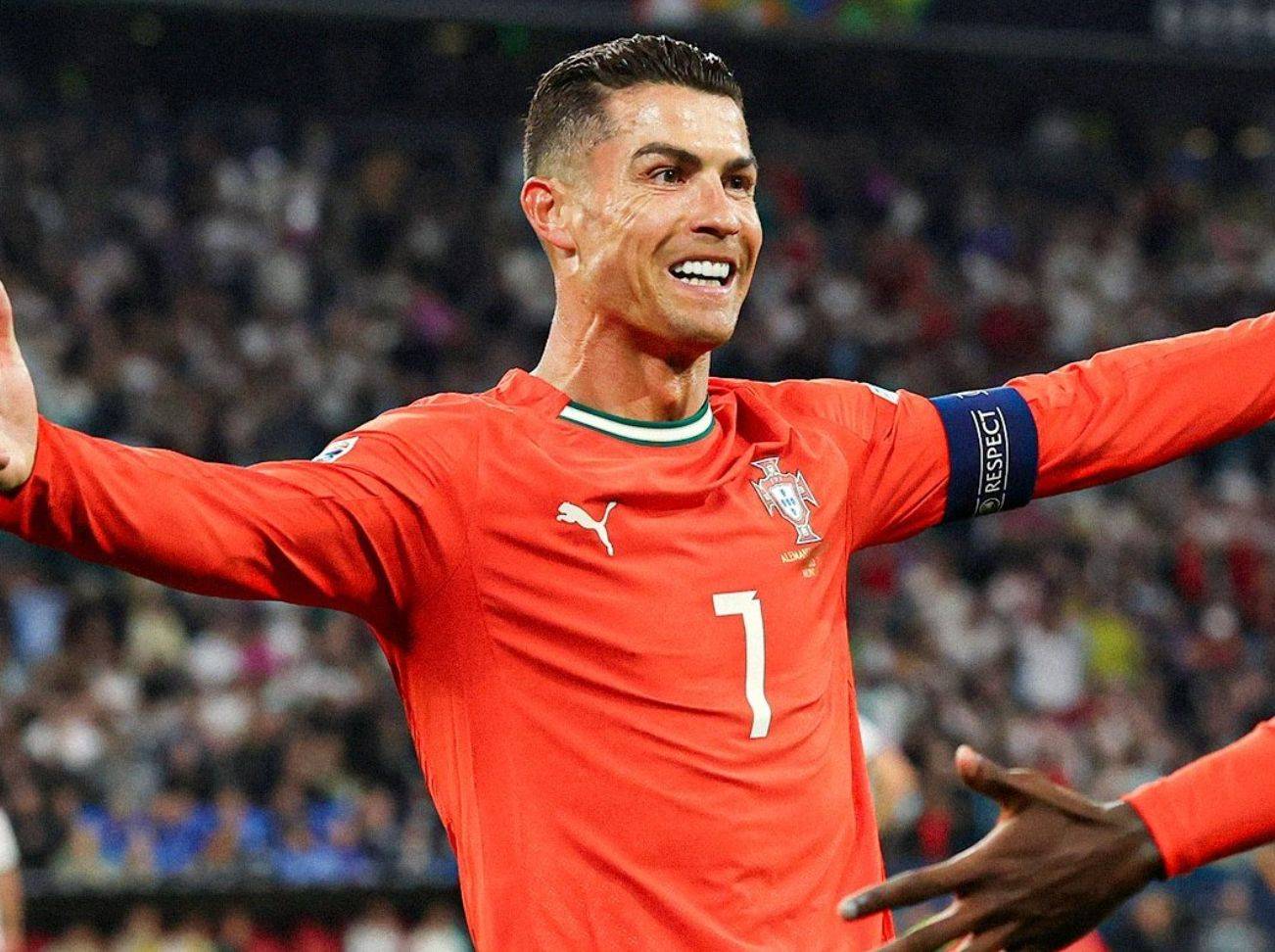 aoa体育体育官方登录入口-欧国联激情燃烧：反击防备谁能化险为夷？