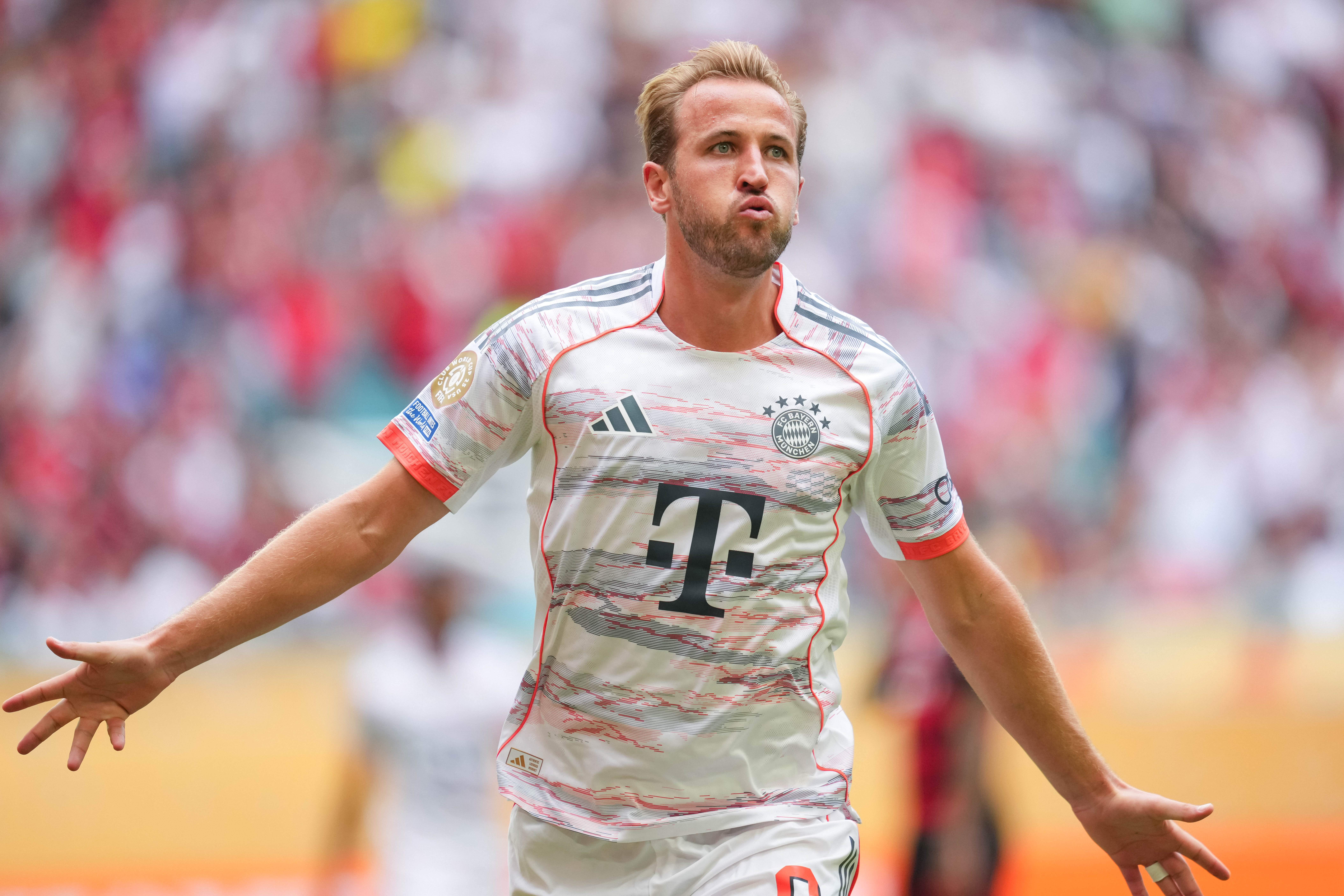 包含拜仁慕尼黑遭逢劲敌,晋级悬了的词条 包含拜仁慕尼黑遭逢劲敌,晋级悬了的词条