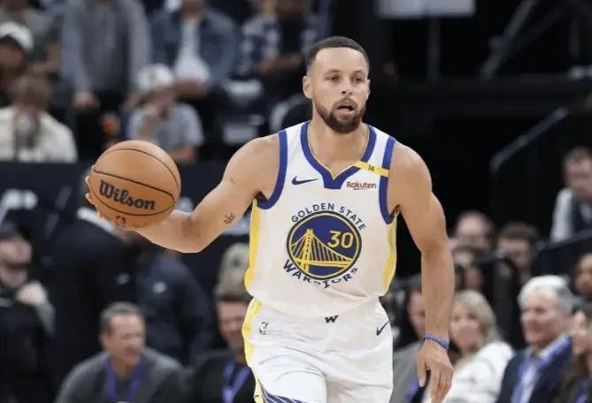 勇士继续胜步，库里传控制开创局面