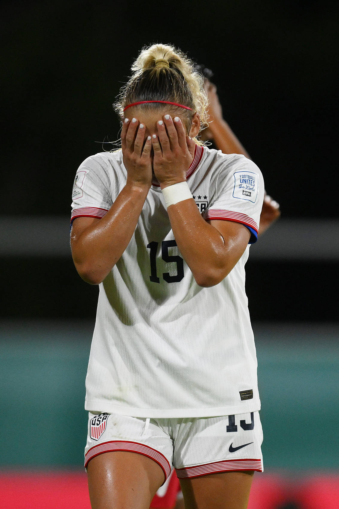 美国女足队员在决赛中奉献出色表现 美国女足队员在决赛中奉献出色表现