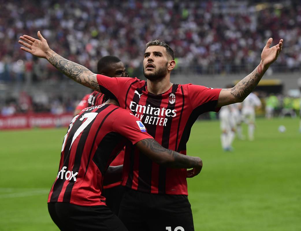 关于AC米兰门将伤愈复出,或对球队防线构成重要支撑的信息 关于AC米兰门将伤愈复出,或对球队防线构成重要支撑的信息