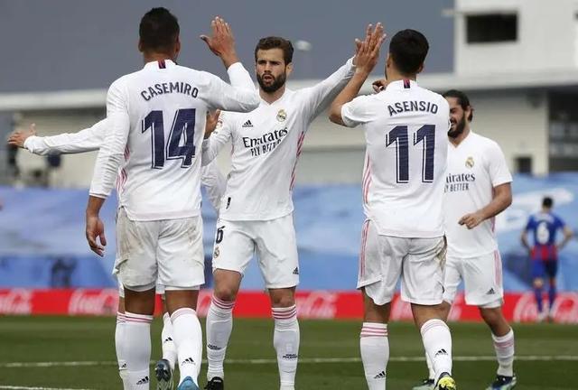 aoa体育体育链接-关于门兴格拉德巴赫大胜对手，赢得球迷赞誉的信息