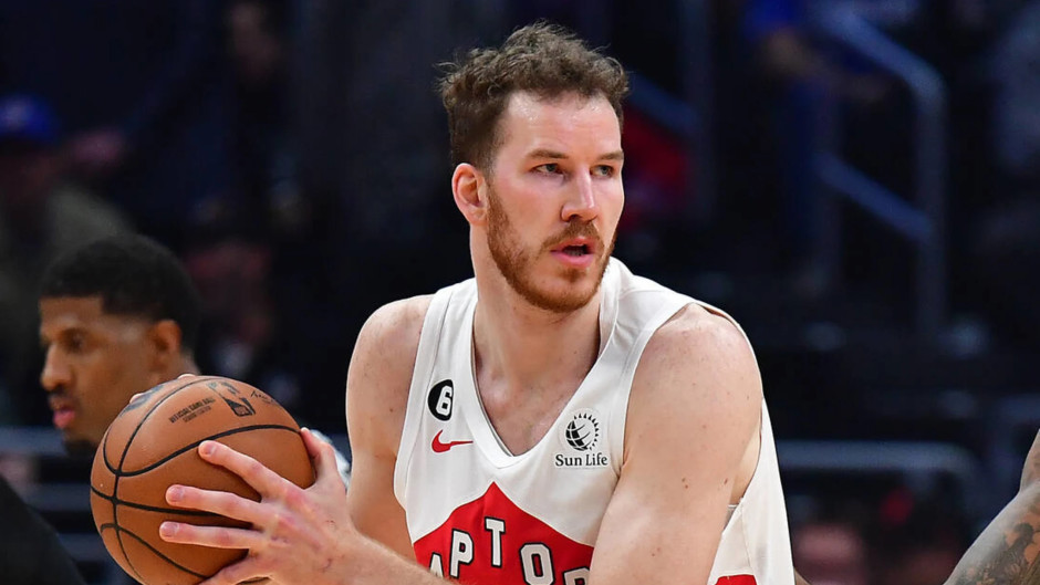 猛龙队保持稳定发挥,期待再下一城 猛龙队保持稳定发挥,期待再下一城