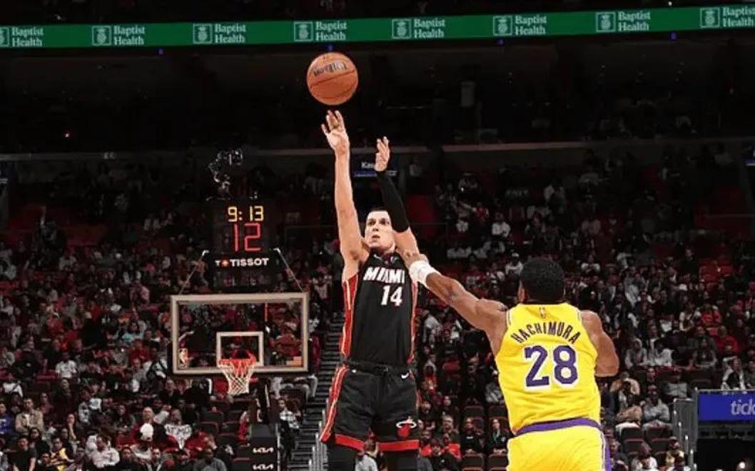 关于热火主场告捷,擒下老鹰终结连败的信息 关于热火主场告捷,擒下老鹰终结连败的信息