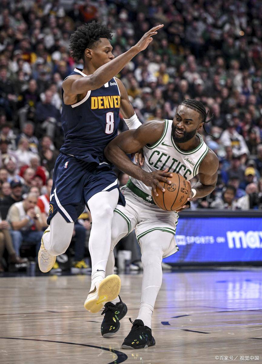 aoa体育体育官网-快船全队表现出色，克服凯尔特人