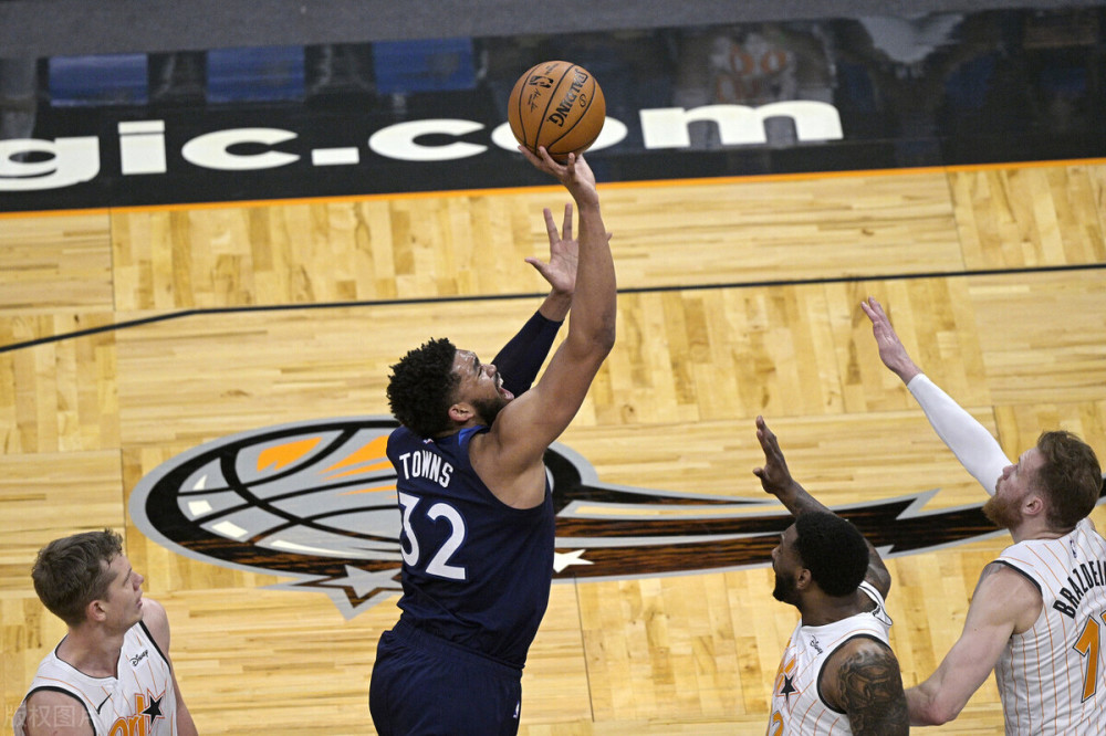 狼队大胜收获三分，助力排名上升的简单介绍