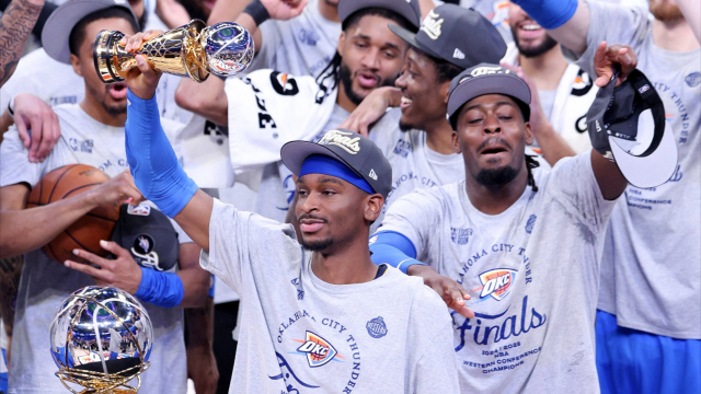 包含非洲篮球联赛冠军队庆祝胜利的词条 包含非洲篮球联赛冠军队庆祝胜利的词条