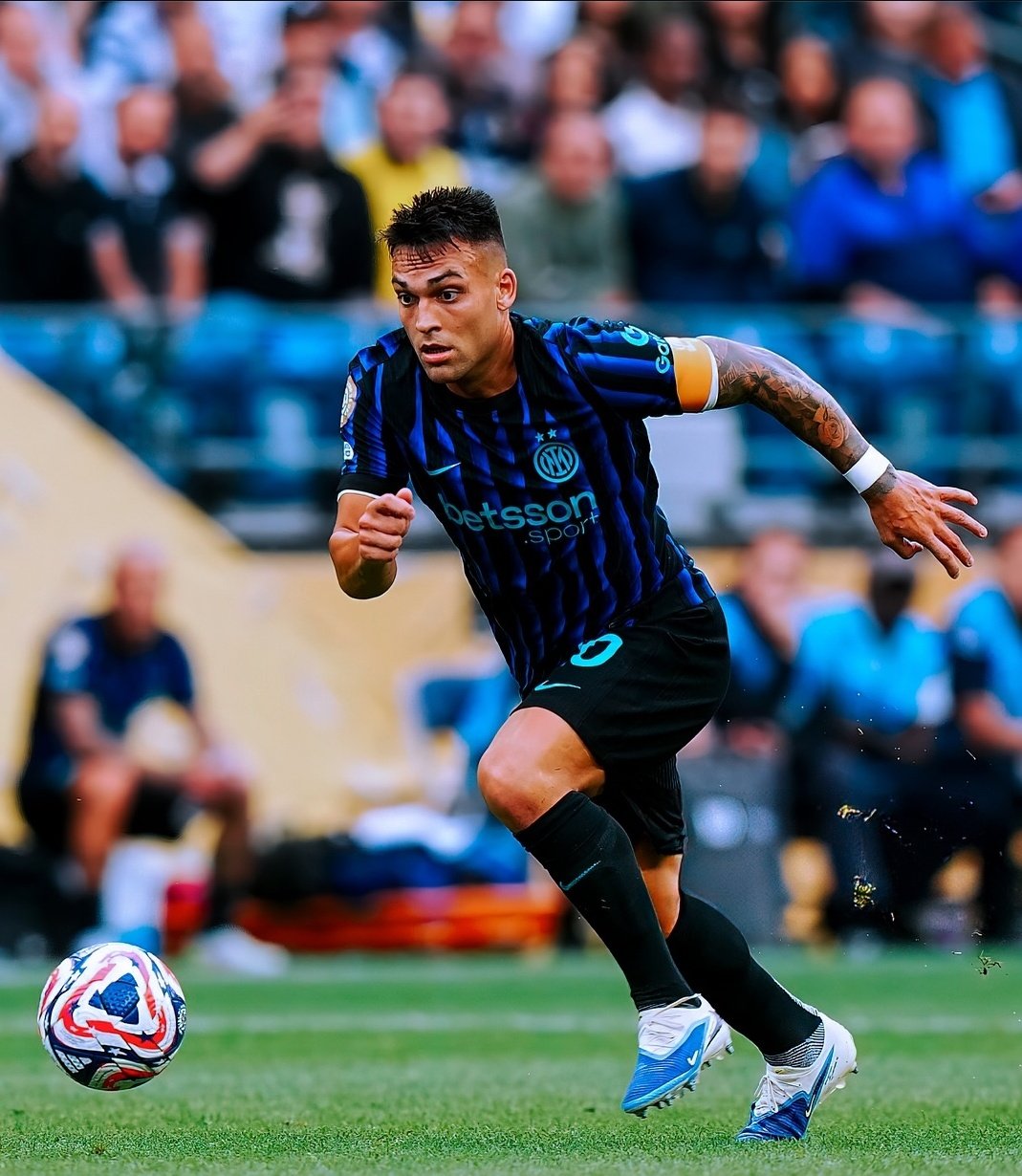 关于利物浦客场逆转国米,赢得惊险胜利的信息 关于利物浦客场逆转国米,赢得惊险胜利的信息